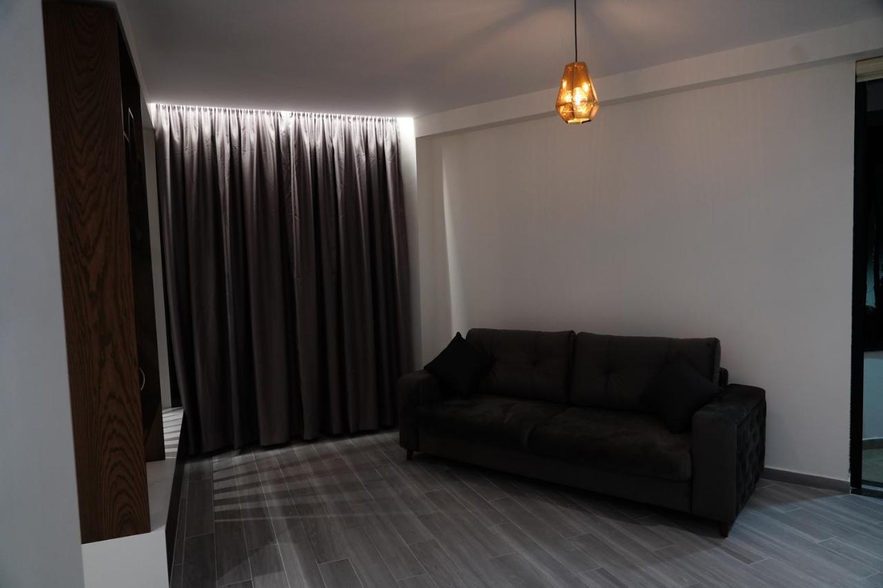 The Honeycomb Boutique Hotel โกเลม ภายนอก รูปภาพ